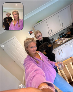 1295732546_Screenshot2022-07-25at09-55-10Ella(@ella._harris)Instagram-Fotosund-Videos.thumb.png.27e07509f521462f93855ae13285fc46.png