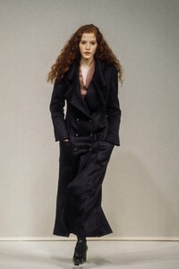 1308996005_Cerruti1995WomenRTW21.thumb.jpg.703aa8a2784d08c5b2fc570a67645925.jpg