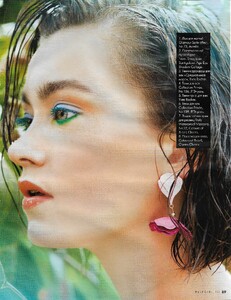 elle girl russia 131 july 2014 15.jpg