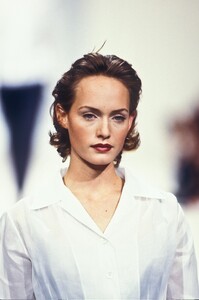 1459042230_HerveLeger1994WomenRTW104.thumb.jpg.9a7f37f4ee0445569ce4a2aaa78b1d3a.jpg