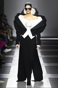 Alexandra Micu Viktor&Rolf Couture Fall 2022 1.png