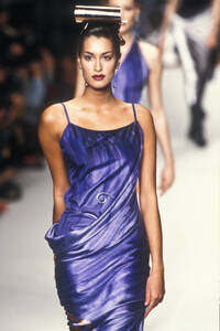1820672723_Chloe1994WomenRTW63.thumb.jpg.86e3f8c30b5bb02d3e096f5dee9b98b9.jpg