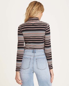 j911mlet_billabong,wg_blk_bck2.jpg
