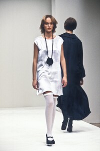 1953515596_Prada1994WomenRTW36.thumb.jpg.deebfdc509e21c66c5d3458f60e43fb5.jpg