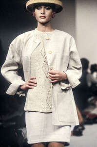 1984978655_PierreBalmainRTWSpring19944.thumb.jpg.4363484db6ed4b48017978224bda5517.jpg