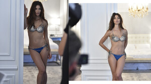 2092888459_LilyAldridge-VictoriasSecretFashionShow20152MillionFireworksFantasyBra1.thumb.jpg.da4820e217cb02f92d255dae79d9e8ee.jpg