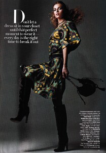 2096297182_PIPOCA-HarpersBazaarUS(June2005)-MakeItADress-006.thumb.jpg.2e19f7b572f357dc51ce26dc3ae73318.jpg