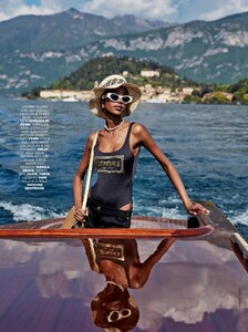 Marie Claire Italia N.7-8 - Luglio-Agosto 2022 -page-013.jpg