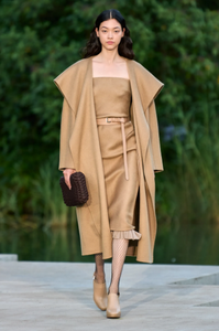 Mika Schneider Max Mara Resort 2023 1.png