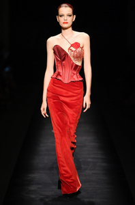Louise Robert Schiaparelli Couture Fall 2022 1.png