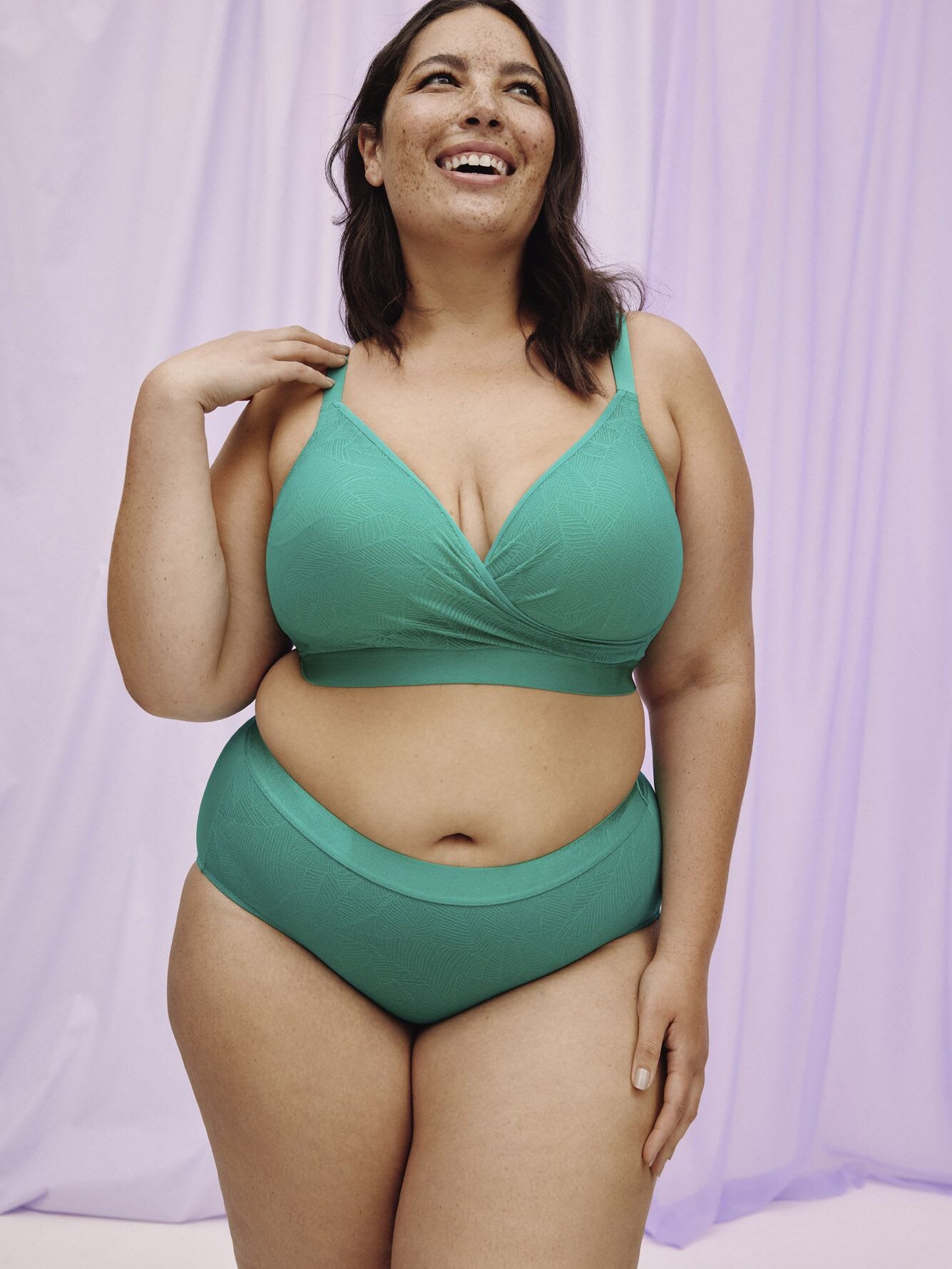 Curvy new penningtons model.