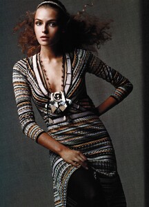 699630992_PIPOCA-HarpersBazaarUS(June2005)-MakeItADress-005.thumb.jpg.be23ca7a40ddcccb281b00e1fd59df25.jpg