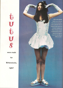 705865132_PromtasiaSassyRochelleMichaelaLouiseMarch1993(9).thumb.jpg.1f85baba0316a81e7828704e79c6e22a.jpg