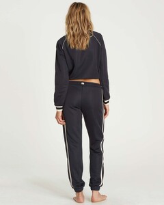j303nbcu_billabong,wg_ofb_bck1.jpg