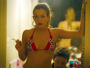 Riley Keough American Honey 1.jpg