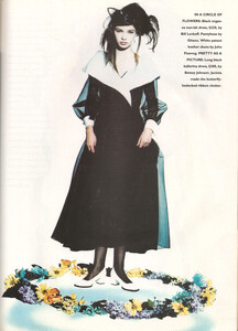 974392845_PromtasiaSassyRochelleMichaelaLouiseMarch1993(6).thumb.jpg.173672933262051063cf86737810d28e.jpg