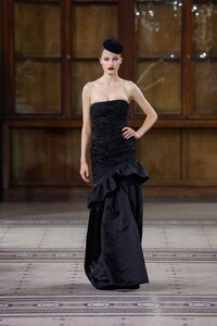 ArdAzAei-Couture-Fall-22-19.jpg