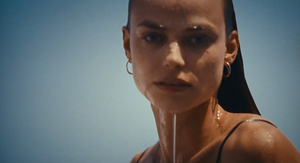 Aritzia-Babaton-00.00.33.667.png