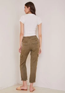 B3366-D65-301_FRESH-OLIVE_3_1080x.thumb.png.986c2912c3eb5e7a74ce8d5e78ce7803.png