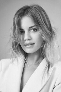 Effy1393-2.jpg