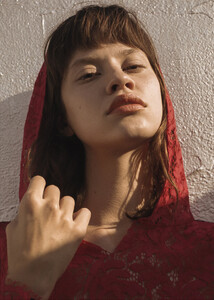 Ella-Weisskamp-S-Magazine-18-Maddalena-Arcelloni-11.thumb.jpg.ade6e2caf86fd1dbb3343af525a33925.jpg