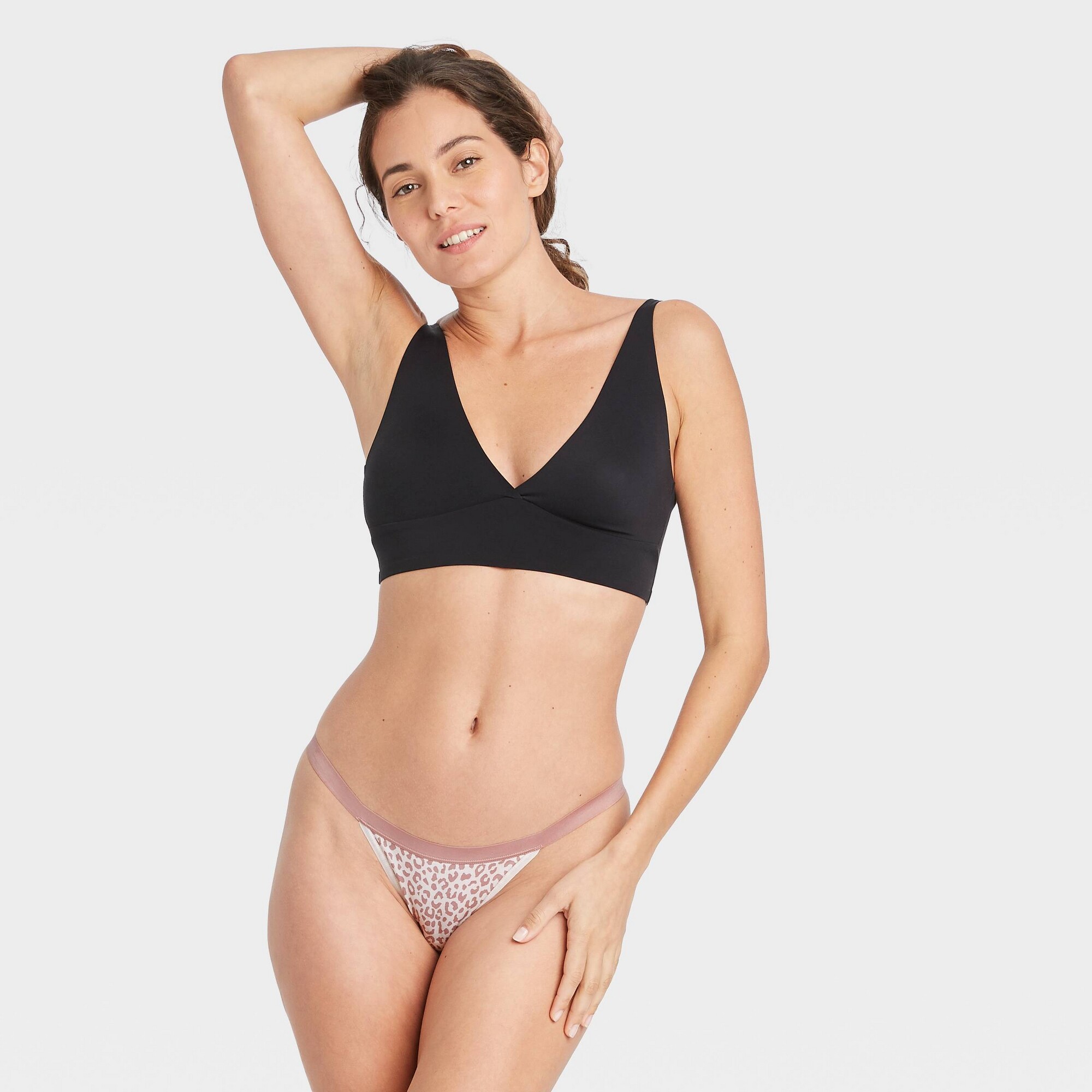 Roxyswimoutlet model - model id help - bellazon