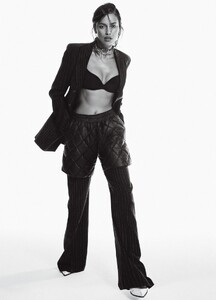 Glamour_USA_-_July_2016-22.thumb.jpg.6ec77489372848a844cddc8f45e12575.jpg