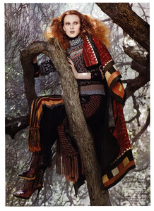 Karen-Elson-004.thumb.jpg.13724f09796e4143efa967c41a0353b2.jpg