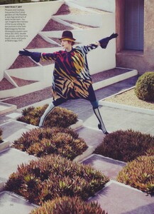 Modern_McDean_US_Vogue_May_2012_07.thumb.jpg.44565258bf0d5d2826a0a130dd933efc.jpg