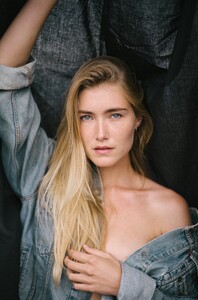 Oceane-11.thumb.jpg.83c49fcd78fd98f7d6fde6d9bdae9139.jpg