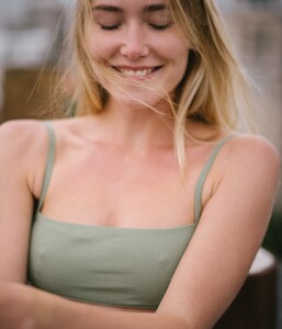 Oceane-43.thumb.jpg.2fdd48b957a3d32784db659e00e85c1e.jpg