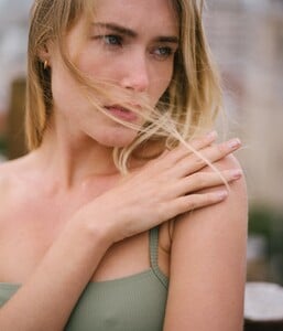 Oceane-48.thumb.jpg.9ef46f703a79eba8f8d4f5fb5245ef76.jpg