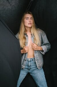 Oceane-9.thumb.jpg.adf162f9bcde7b0e5db9a6b655a5487f.jpg