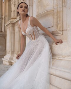 Serafina-close3-scaled.jpg