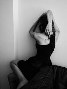 elise_(7).thumb.jpg.9fa0e06ac4b9143768611712c0641648.jpg