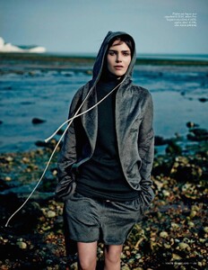 emma-champtaloup-by-annemarieke-van-drimmelen-for-vogue-netherlands-september-2014-5.thumb.jpg.d9968a7c9ceaf14a10adf3c185e684fd.jpg