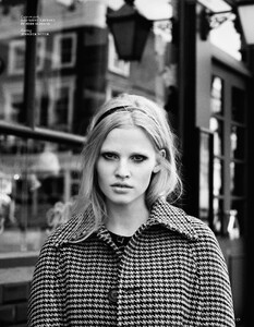 lara-stone-by-angelo-pennetta-for-vogue-netherlands-september-20141.thumb.jpg.f7a4d2bdcbb8e4538346de3d9a2b7f53.jpg