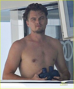 leonardo-dicaprio-shirtless-03.thumb.jpg.729e3f931dd7474e5d6f675cf2ebd8e2.jpg