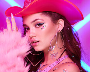 madisyn-malloryprevatt-beauty-edit-3.thumb.jpg.ca9ff117c885d4f747b46c5fefc025ed.jpg