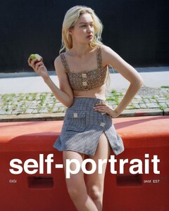 mrselfportrait_293165415_161031556448334_4628932045643661676_n.jpg