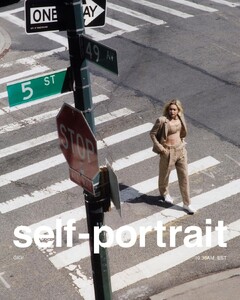 mrselfportrait_293352459_7604603362945118_8999491148348917706_n.jpg