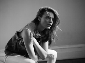 nimue-smit-exit-ss13_(5).thumb.jpg.7e5ba4d741c31232fc68aeb9d926791d.jpg