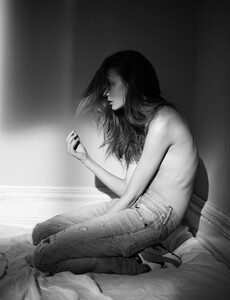 nimue-smit-exit-ss13_(9).thumb.jpg.e6bc4528d6f09ce35c04b98b592be141.jpg