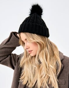 r-fifi-faux-fur-pom-beanie-black-full-ha48358rw22.jpg