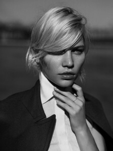 rika-9-fall-2013_aline-weber_(3).thumb.jpeg.3cd07c1ec4a2fcdc21aaf424fb9937c2.jpeg