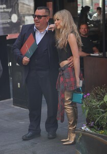 sabrina-23.jpg