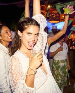 sarasampaio_294426587_200970402263135_1696340789647002044_n.jpg