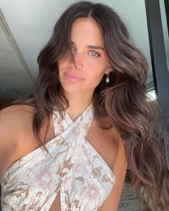 sarasampaio_295876079_828106471413559_6976129212527162041_n.jpg