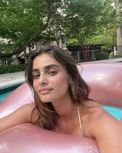 taylor_hill_291594558_1682913458732310_7066895546539871061_n.jpg