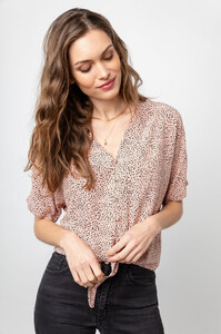 thea-rosespotted2.jpg